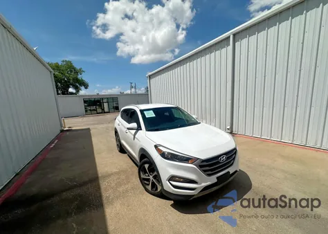 2016 Hyundai Tucson Limited z USA, uszkodzony, nr VIN KM8J33A25GU026489